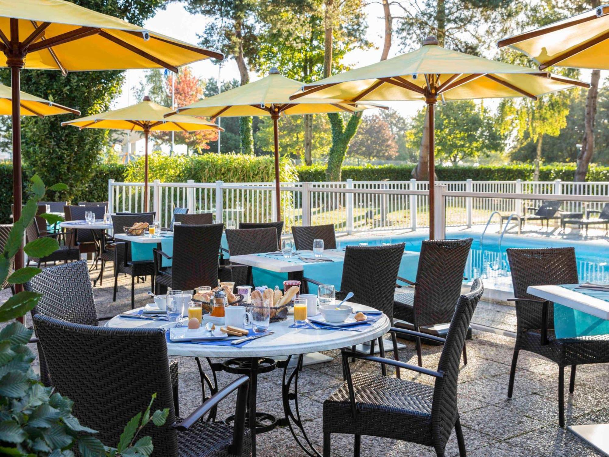 Ibis Styles Lisieux Normandie Εξωτερικό φωτογραφία