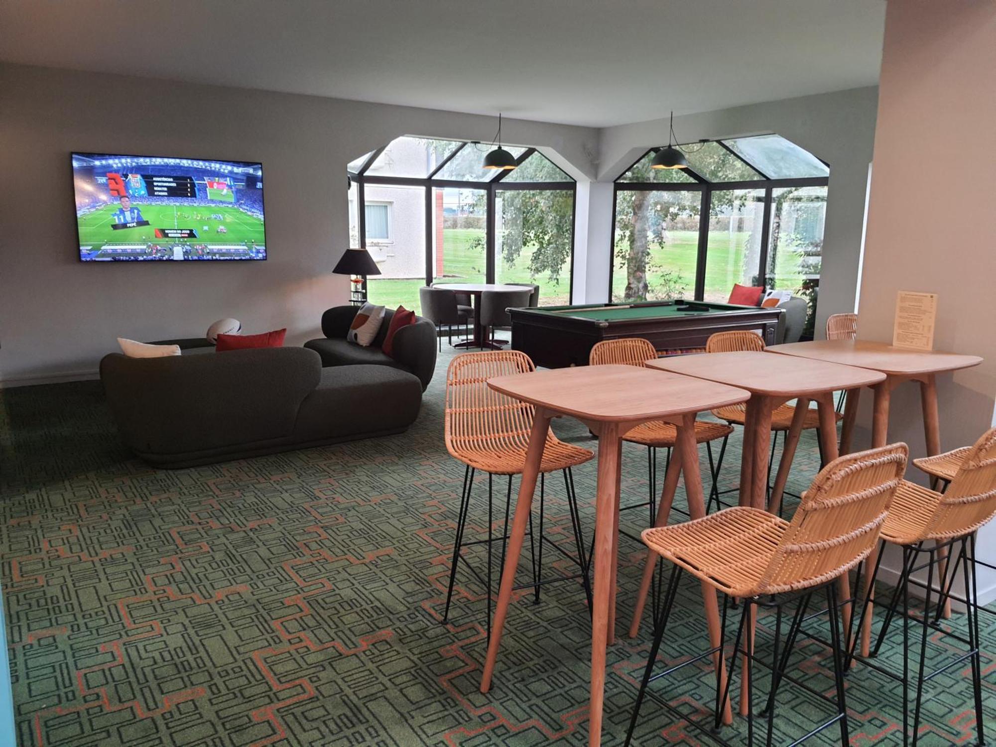 Ibis Styles Lisieux Normandie Εξωτερικό φωτογραφία