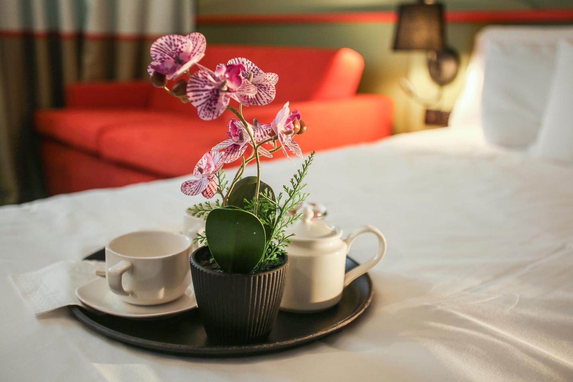 Ibis Styles Lisieux Normandie Εξωτερικό φωτογραφία